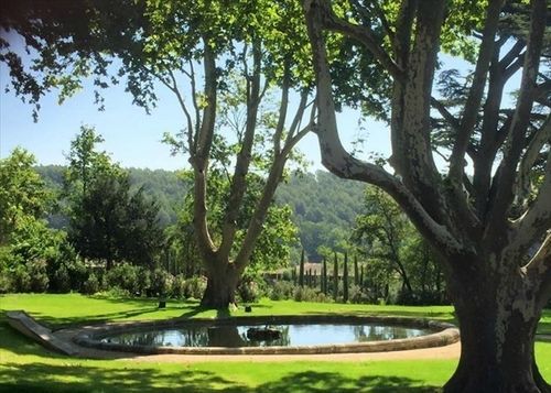 Domaine De Fontenille 4* Lauris